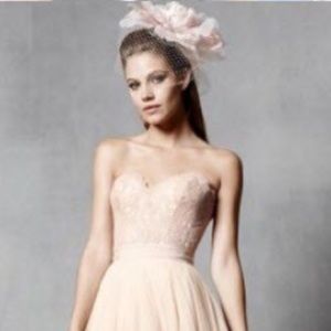 Meet your Posher, Daniella